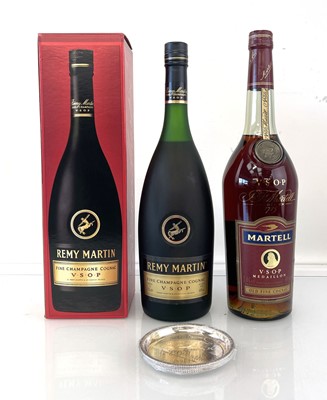 Lot 83 - 2 bottles of Cognac, 1x Martell VSOP Medaillon...