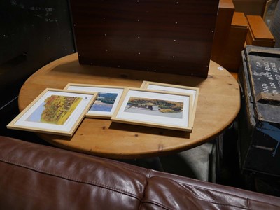 Lot 1377 - Single pedestal circular dining table with...