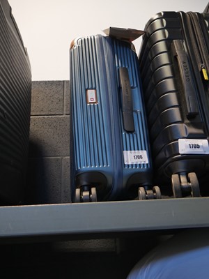 Lot 1706 - Swiss Military cabin bag in metallic blue