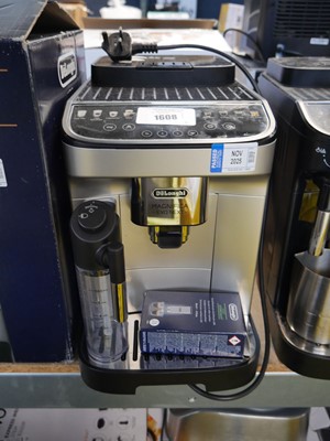 Lot 1608 - De'Longhi Magnifica Evo Next, unboxed