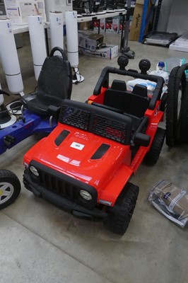 Lot 2012 - Childs battery operated ride on Jeep with charger