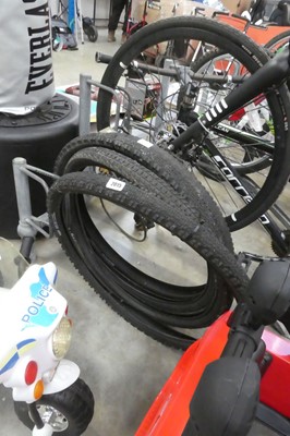 Lot 2015 - 4 bike wheels