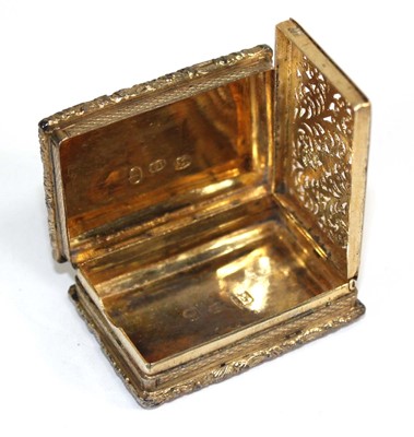 Lot 398 - A George IV silver gilt vinaigrette of...