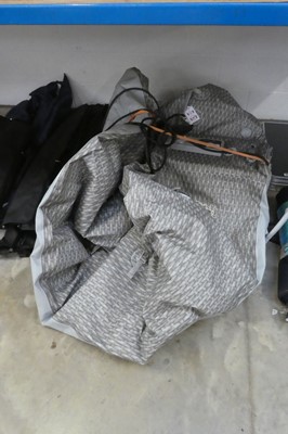 Lot 2028 - Deflated inflatable Lay-Z-Spa