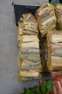 Lot 2103 - 5 nets of chopped logs with 1 net of kindling