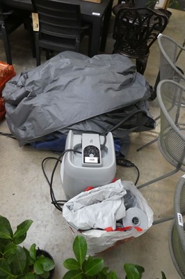 Lot 2158 - Deflated inflatable Lay-Z-Spa with pump and cover