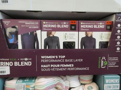 Lot 1897 - Box containing a large qty of Paradox Merino...