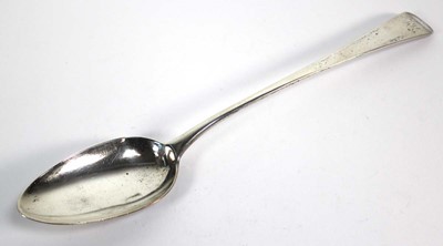 Lot 406 - A George III silver old English pattern gravy...