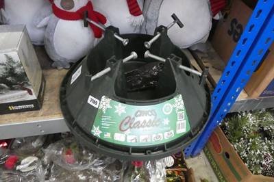 Lot 2189 - Large Christmas tree stand