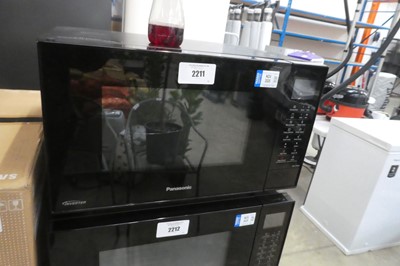 Lot 2211 - Panasonic NN-CT56JB digital inverter microwave...