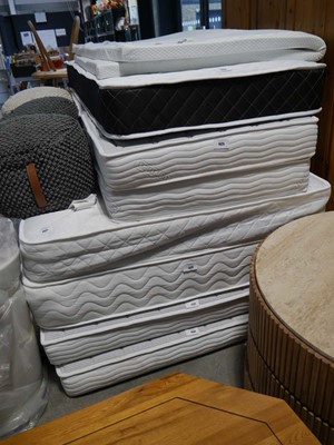 Lot 1430 - Dormeo memory foam king mattress