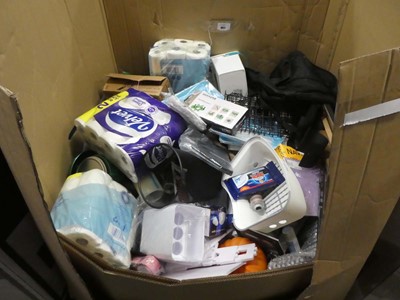 Lot 3637 - Large pallet box of assorted household items