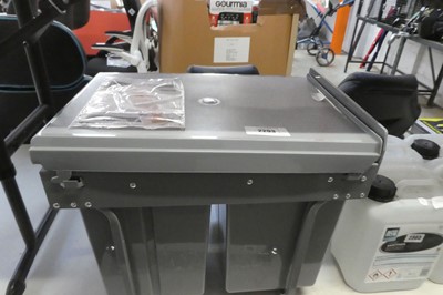 Lot 2293 - HOMCOM 2 section commercial hygiene bin