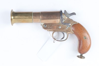 Lot 1750 - (S1) 1 ins flare pistol by Cogswell & Harrison,...