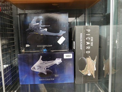 Lot 1492 - 3 Star Trek collectors models
