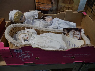Lot 1551 - Box containing Royal Doulton Firstborn doll...