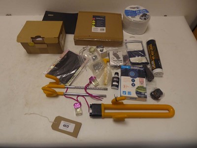 Lot 4672 - Selection of car cleaning and accessories to...