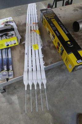 Lot 2434 - Set of 5, 1.5m. electric fencing horse posts