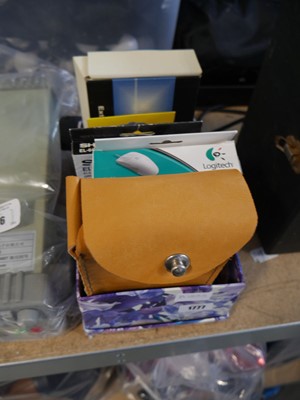 Lot 1777 - Box containing various items incl. radio,...