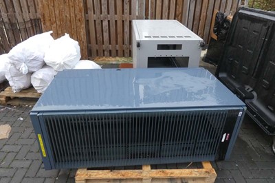 Lot 2531 - 2 metal server cabinets