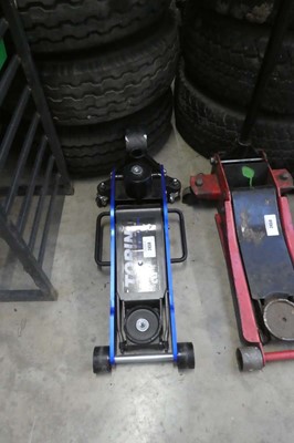 Lot 2458 - Toren 2.5tonne steel professional floor jack...