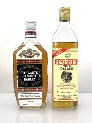 Lot 128 - 2 bottles of Scotch Whisky, 1x Stewarts Cream...