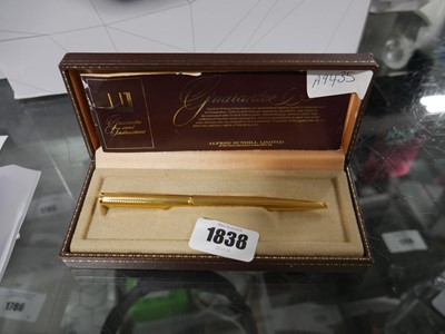 Lot 1838 - Alfred Dunhill gold metal pen with case