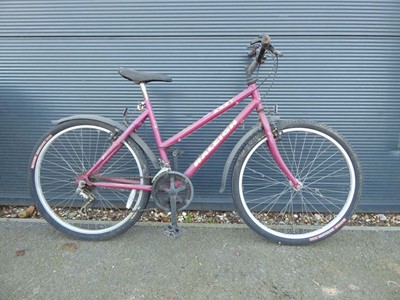 Lot 4026 - Raleigh Zest pink bicycle