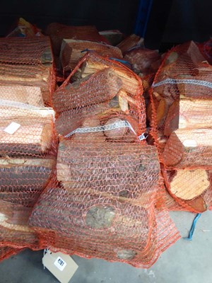 Lot 4101 - 4 bags of logs