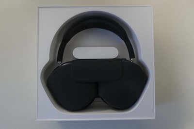 Lot Apple AirPods Max with Smart Case, model A3184,...