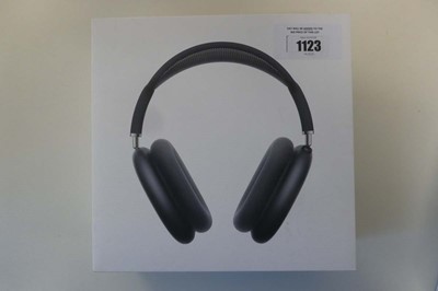 Lot Apple AirPods Max with Smart Case, model A3184,...