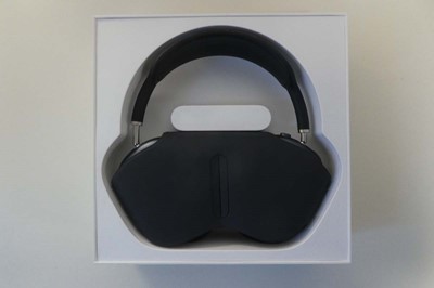 Lot Apple AirPods Max with Smart Case, model A3184,...