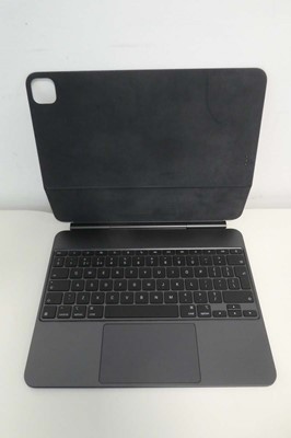 Lot Apple iPad Magic Keyboard, Black - British,...