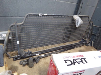 Lot 4106 - Car dog guard with a pair of THULE roofracks