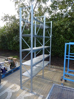 Lot 4166 - 2 running bays of multi tiered boltless racking