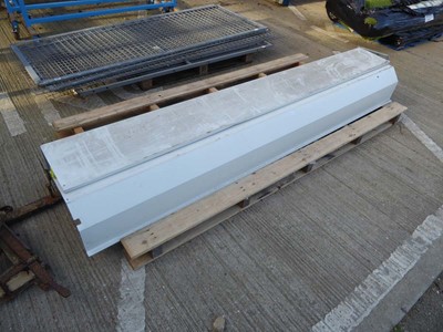 Lot 4169 - Industrial roller door and 1 acrowprop