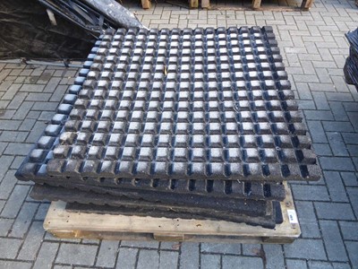 Lot 4185 - Pallet of heavy duty rubber matting