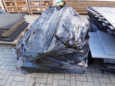 Lot 4186 - Keter garden shed (unassembled)