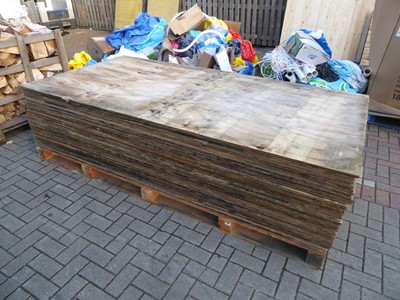 Lot 4188 - Approx 35 sheets of ply wood