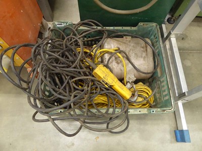 Lot 4365 - Small green crate containing GIS motorised...