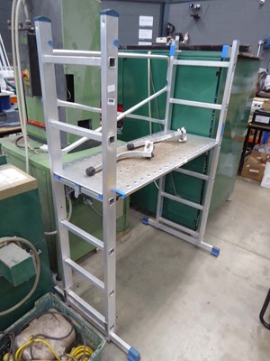 Lot 4366 - Single shelf popup decorators platform