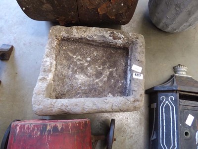 Lot 4217 - Stone carved garden planter/birdbath