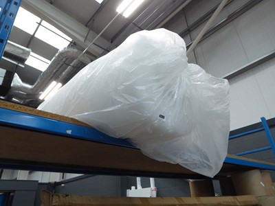 Lot 4265 - Large roll of bubblewrap