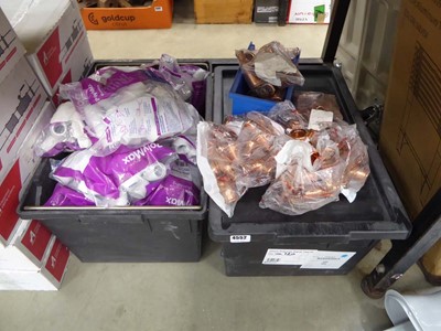 Lot 4552 - 2 boxes containing quantity of plastic...