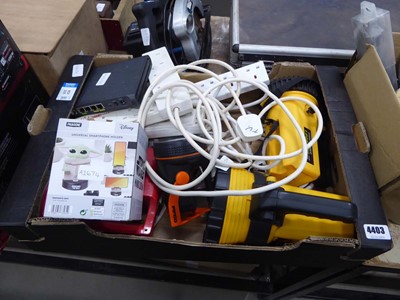 Lot 4403 - Box containing various items to include Star...