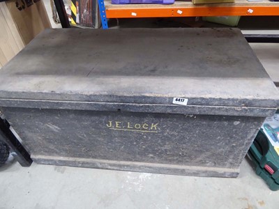Lot 4417 - Vintage timber carpenters tool box containing...