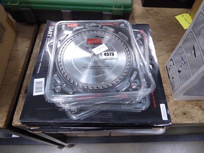 Lot 4573 - Quantity of dart stainless saw blades