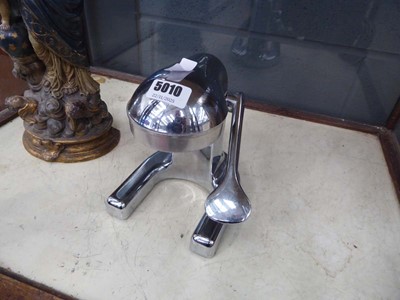 Lot 5010 - Chromed juicer