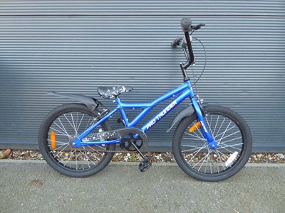 Lot 4050 - Huffy blue childs BMX