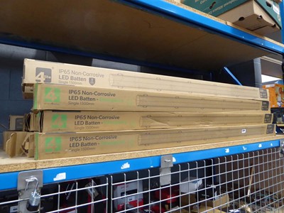 Lot 4699 - 40 Ansell 4lite IP 65 non-corrosive LED batten...